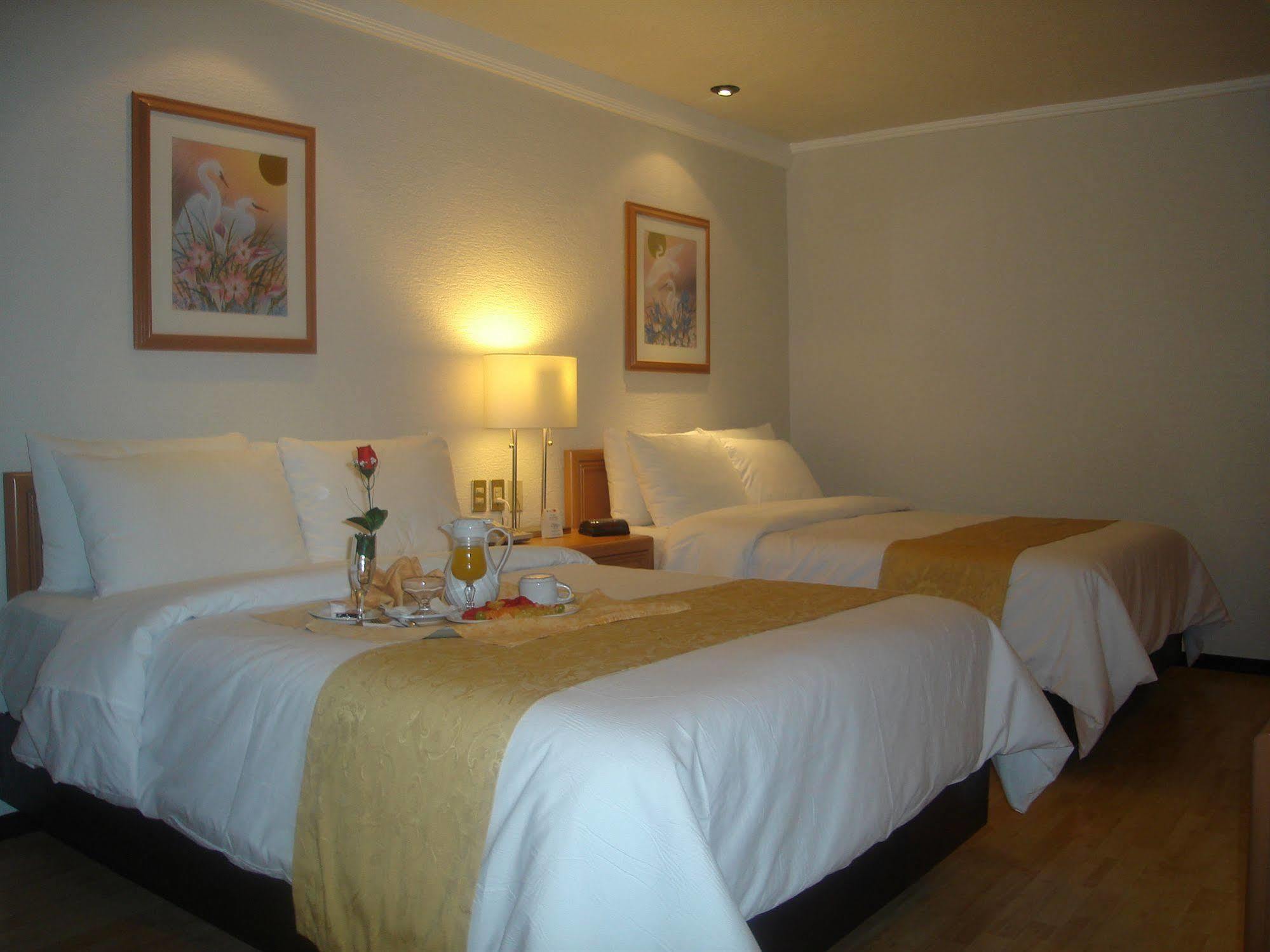 Pf Hotel