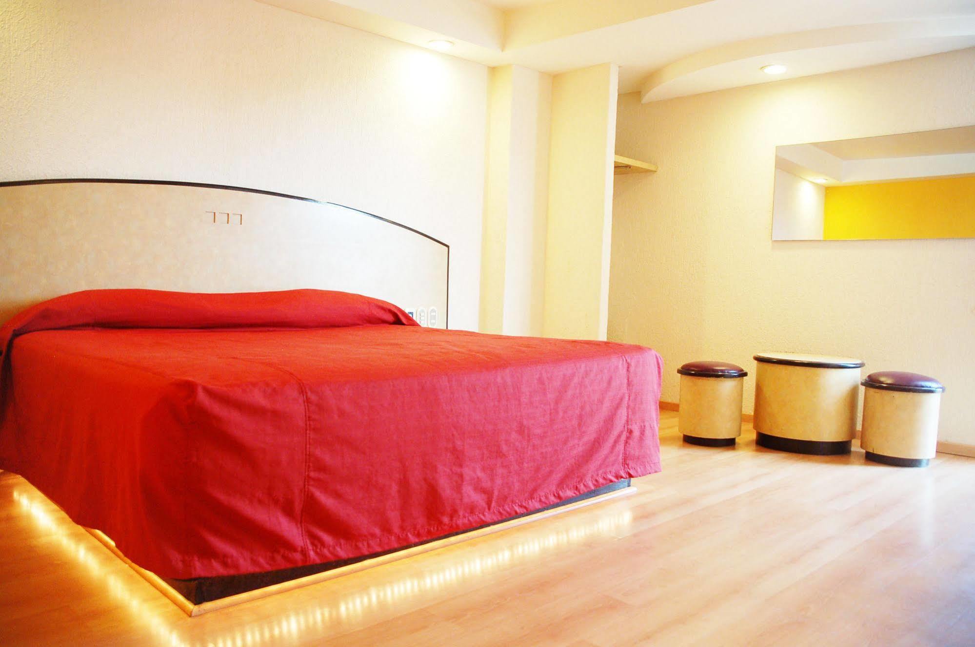 Panorama Hotel 3*