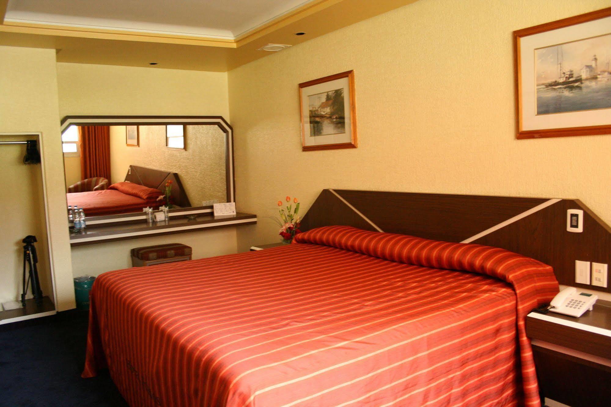 Kali Ciudadela Hotel 4*