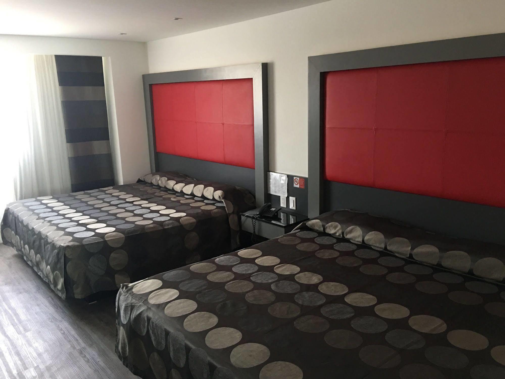 Atenas Plaza 4* Mexico City