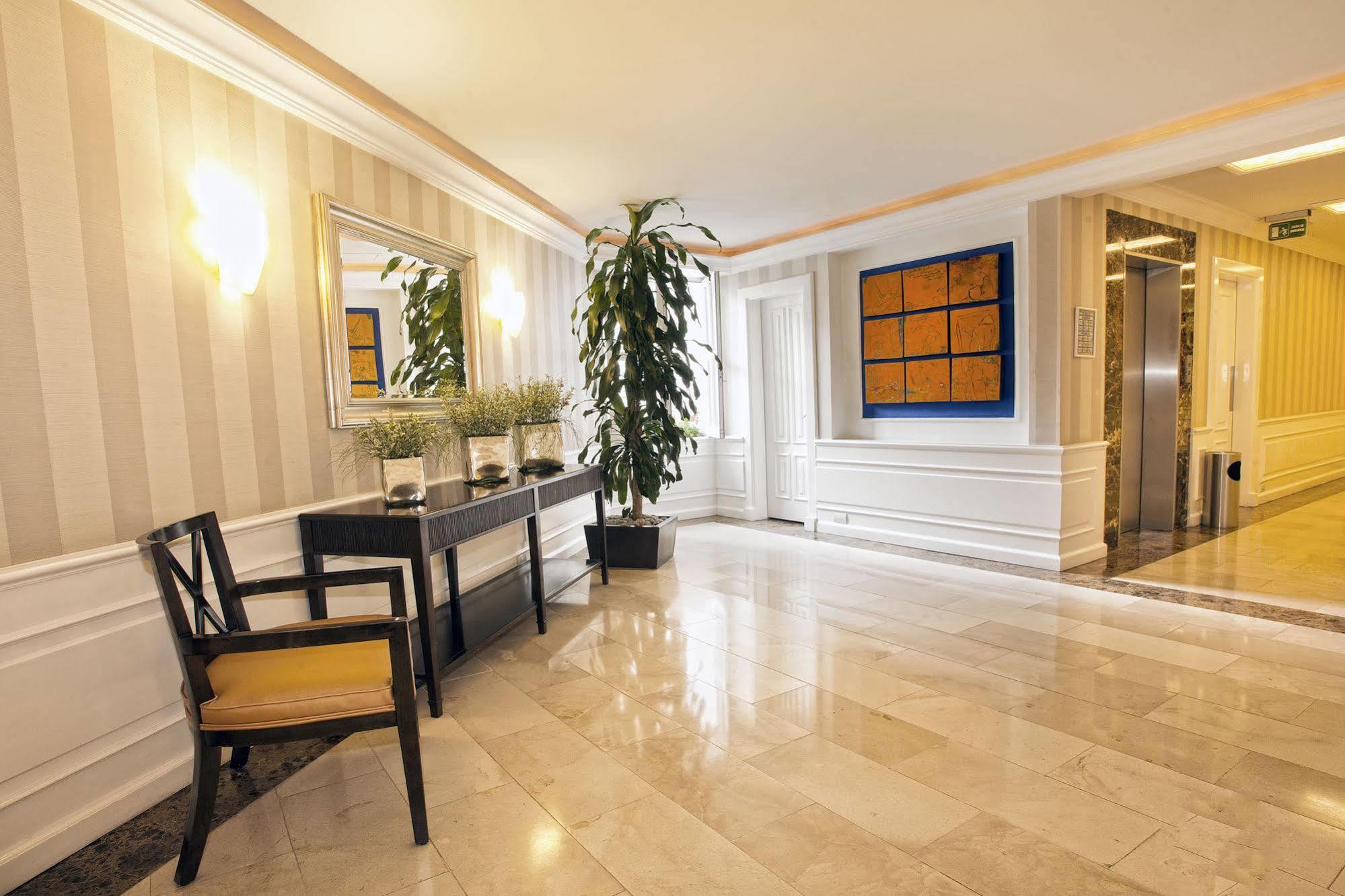Grand Polanco Residencial Apartahotel 5*