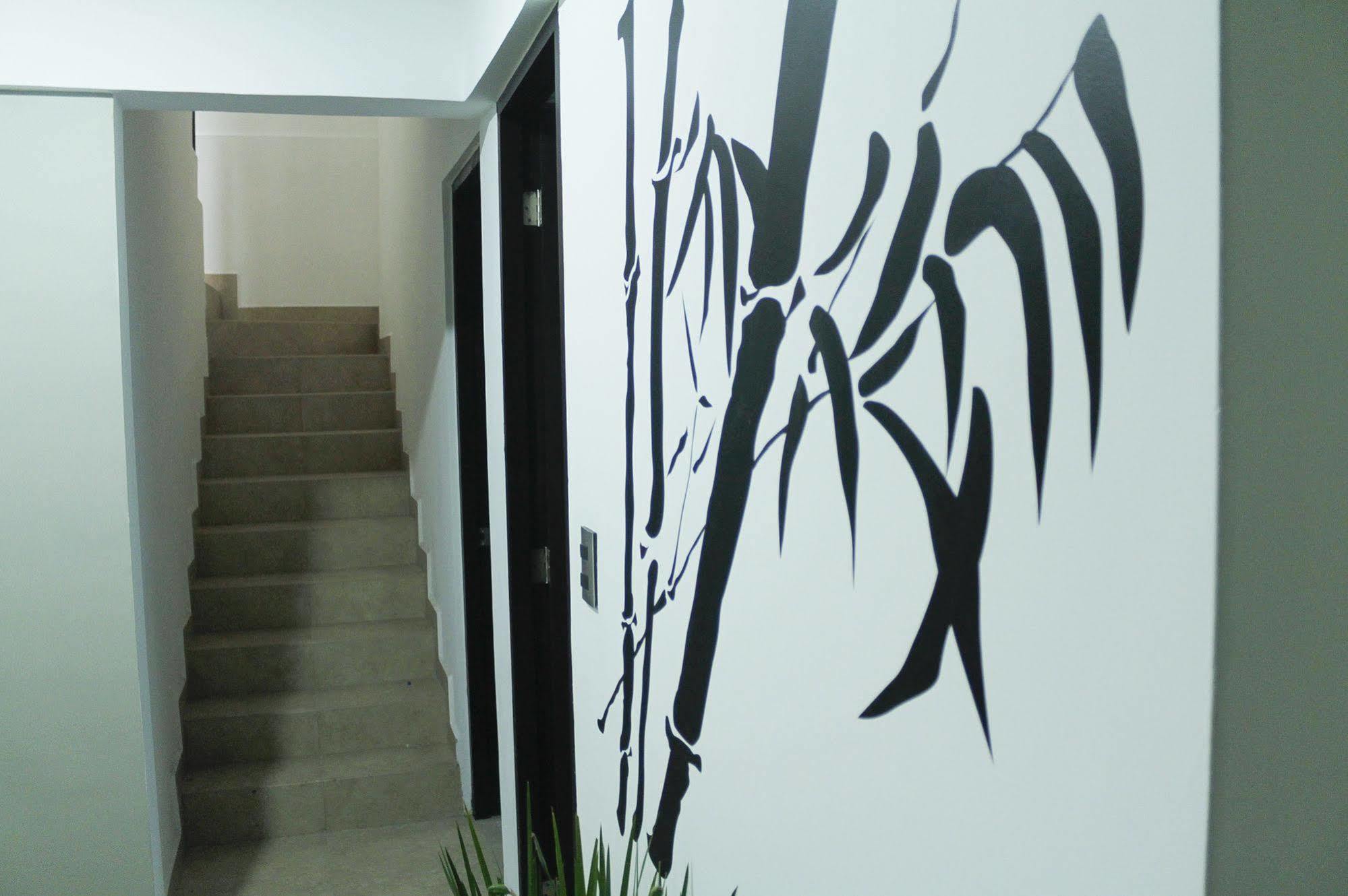 Be Condesa Inn 2*