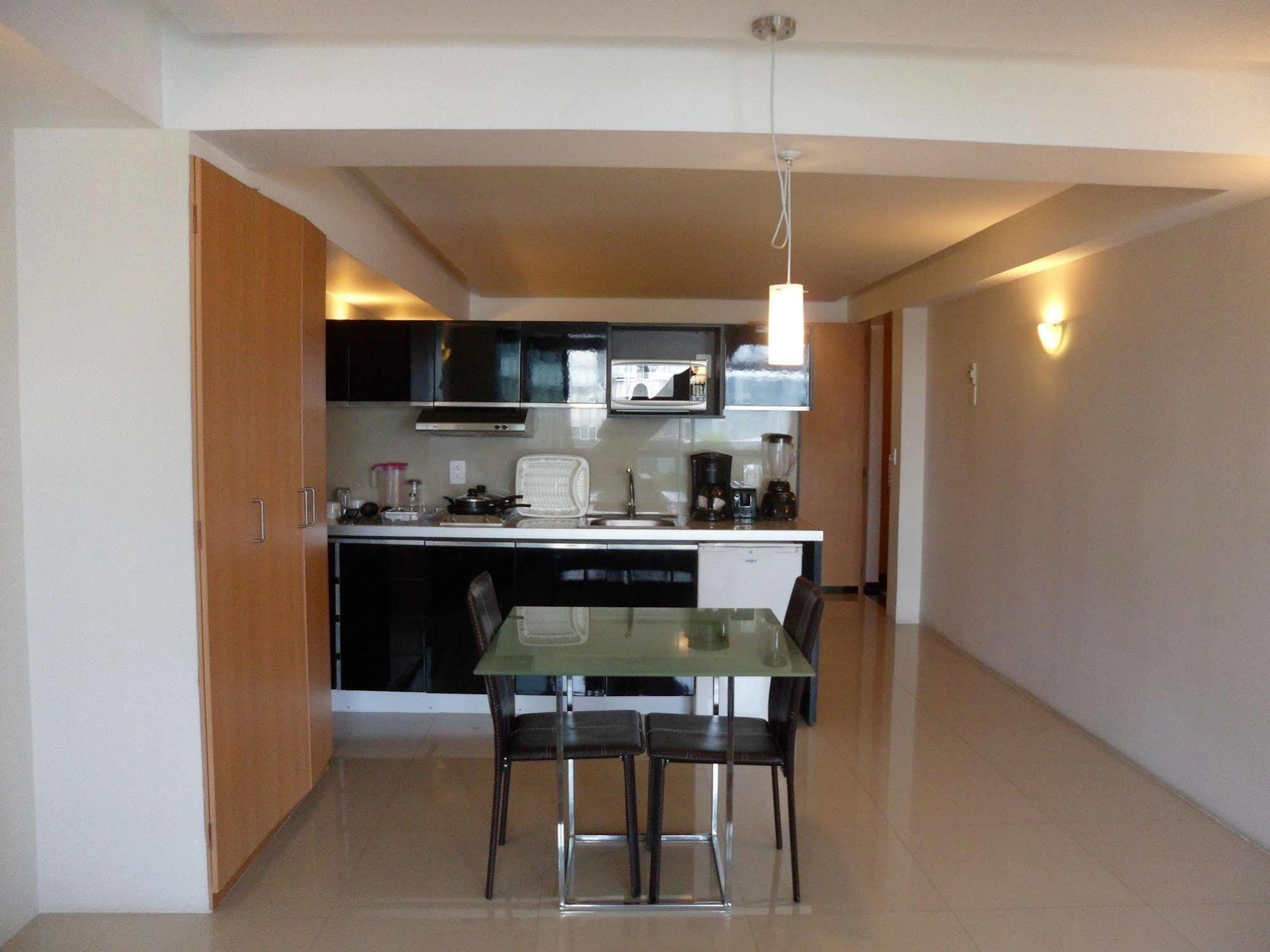 Capri Reforma 410