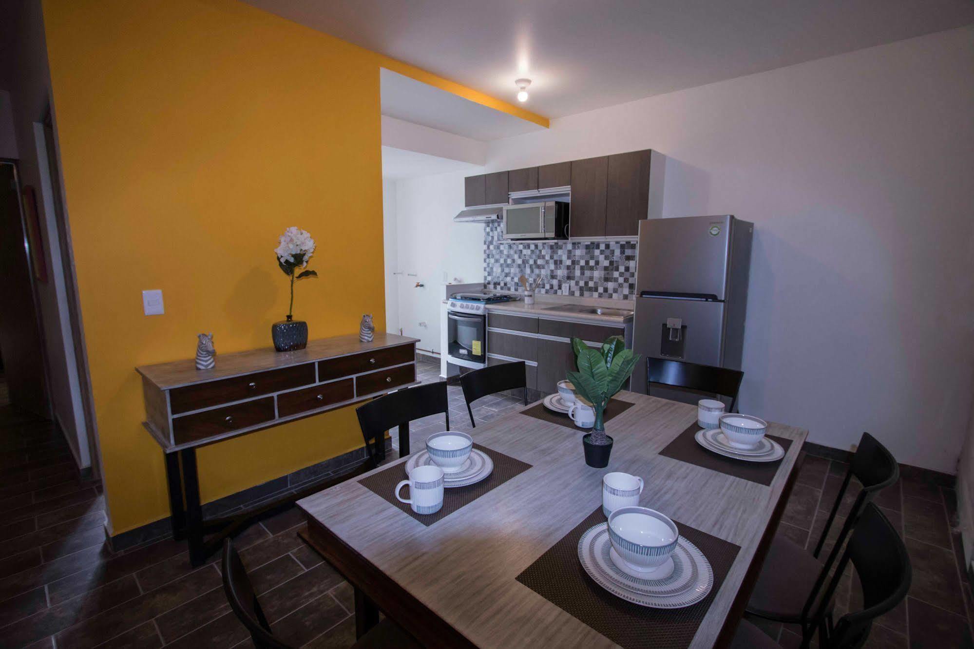 Homfor Viaducto Apartamento *