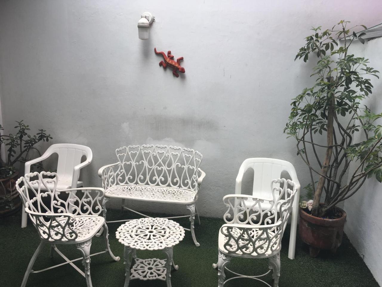Guest house Hostal Cuija Coyoacan Berlin 268 Coyoacan 2*