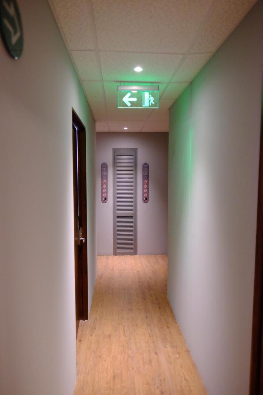Hotel cápsula Izzzleep Aeropuerto Terminal 2 México DF