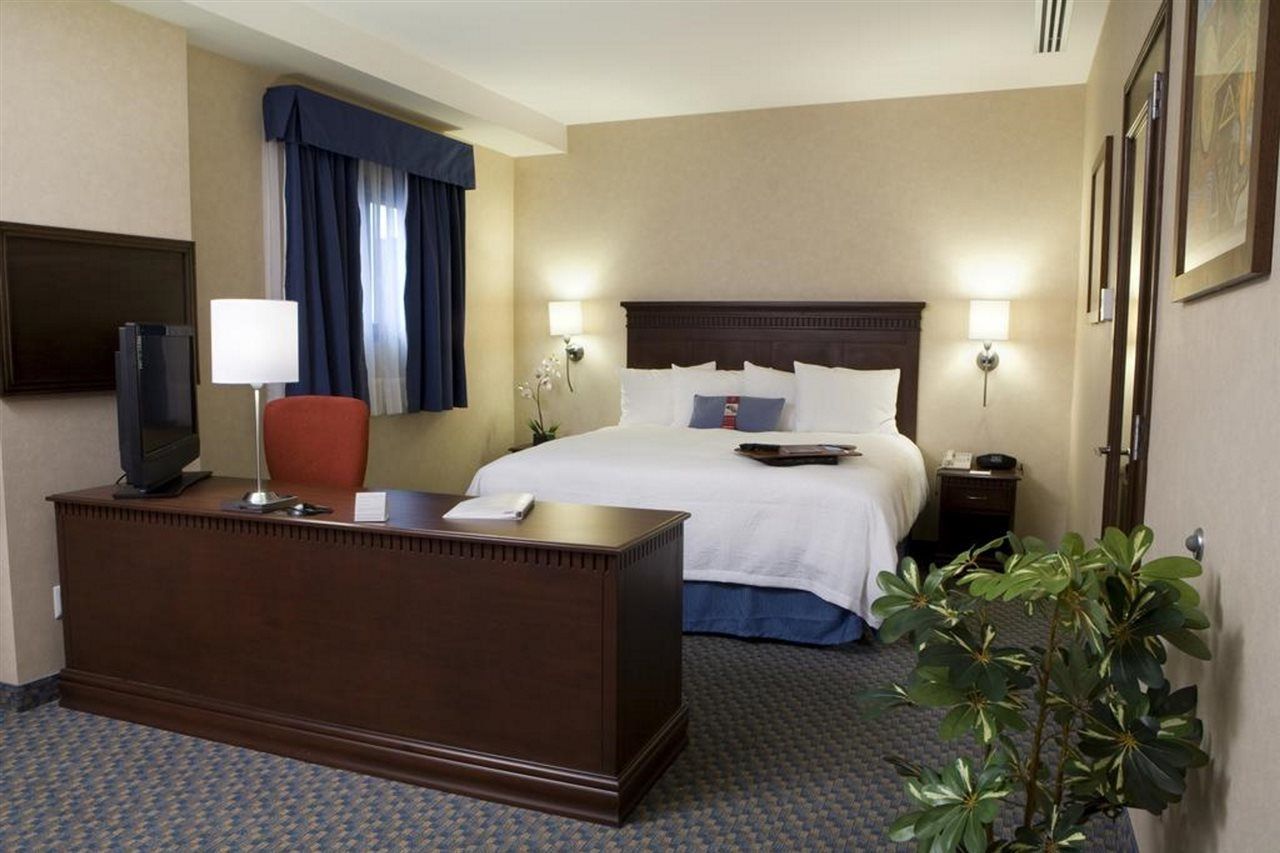 Hampton Inn&suites Mexico - Centro Historico Hotel 3*