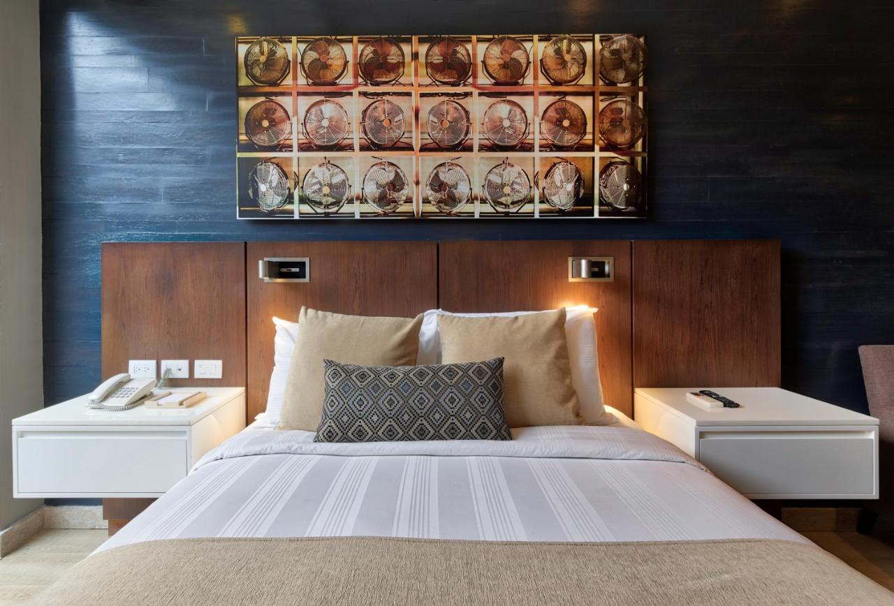 Ventura & Interlomas Hotel 4*