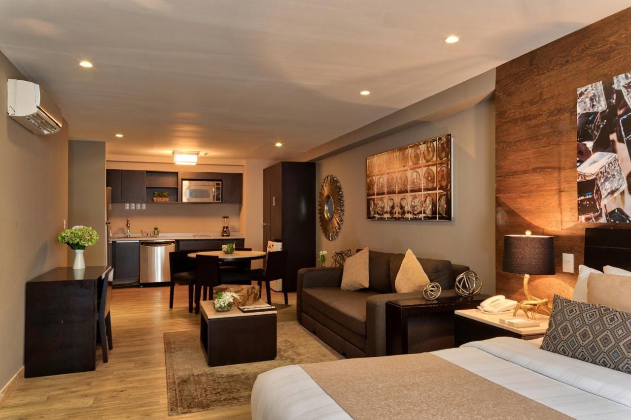 Ventura & Interlomas Hotel 4*