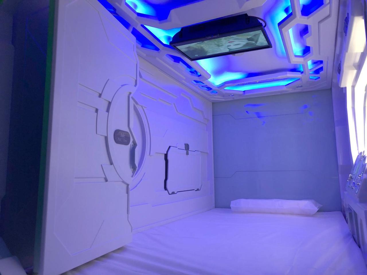 Hotel cápsula Izzzleep Aeropuerto Terminal 2