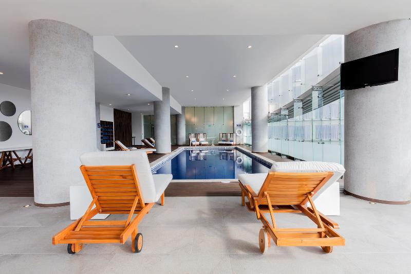 Hotel Hilton Garden Santa Fe Mexico City