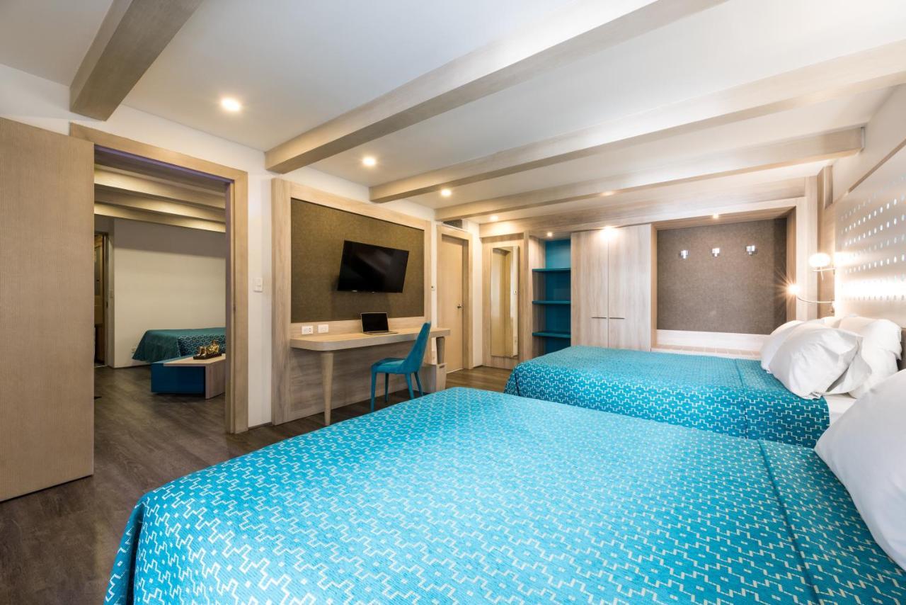 Casa Blanca 4*