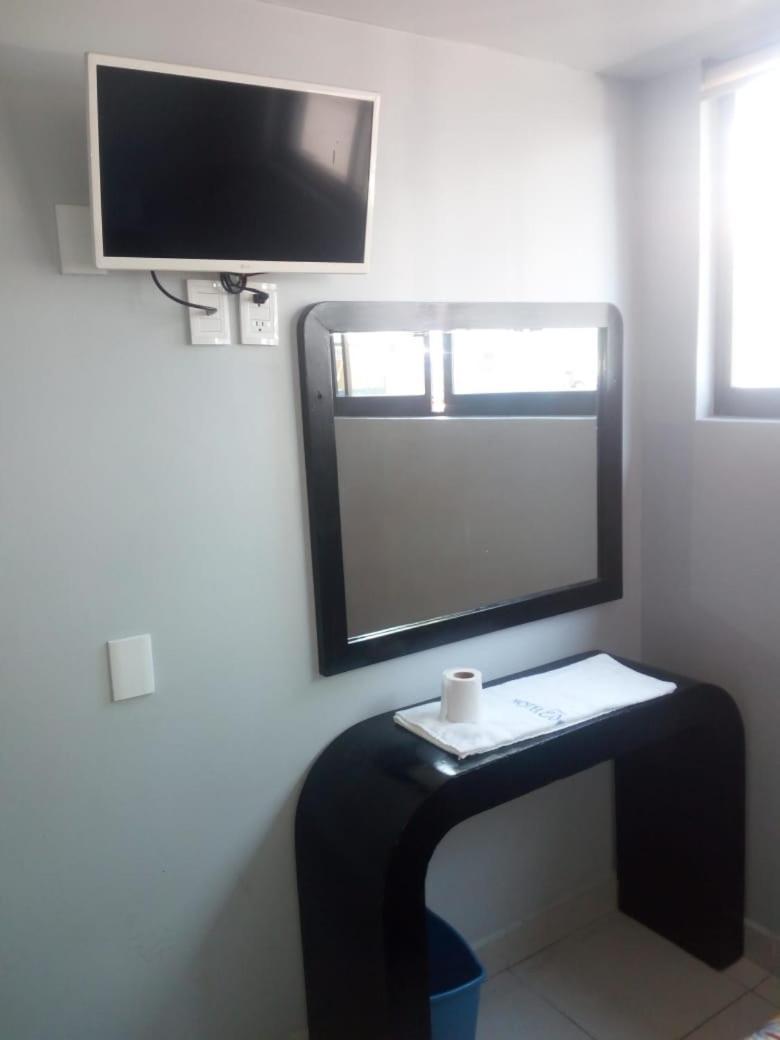 Hotel Escorial 2*