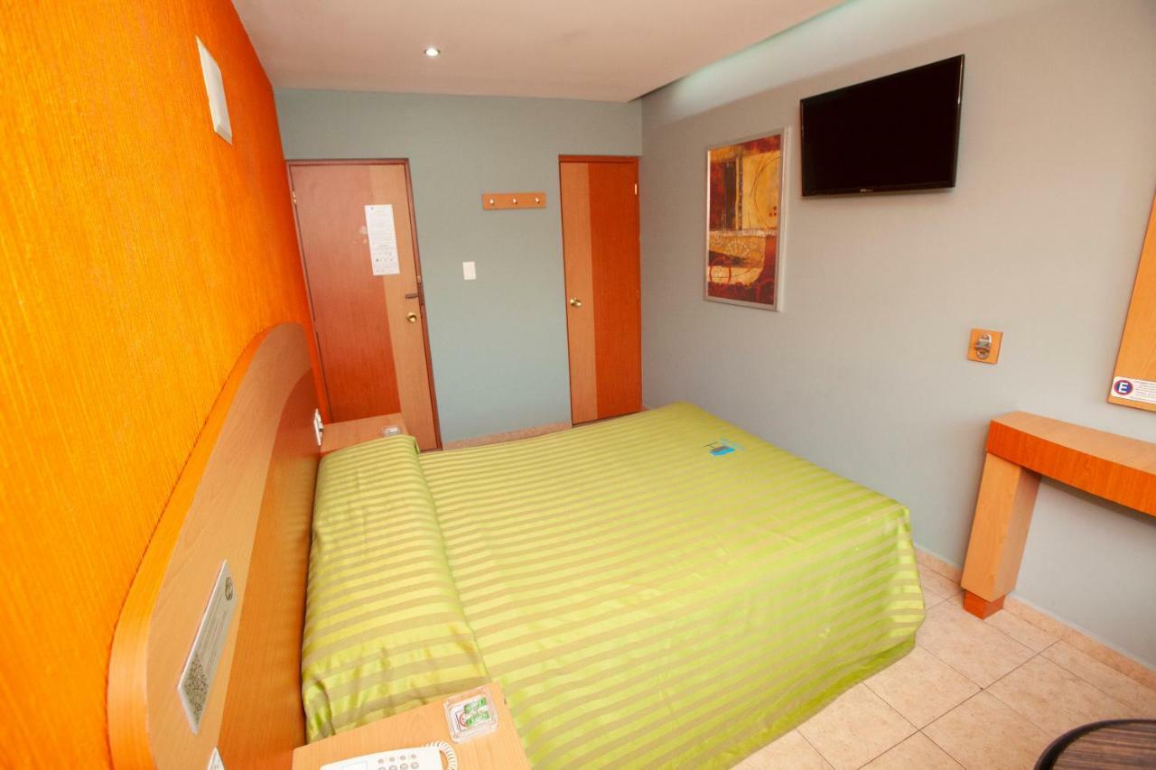Lira - Solo Adultos Hotel