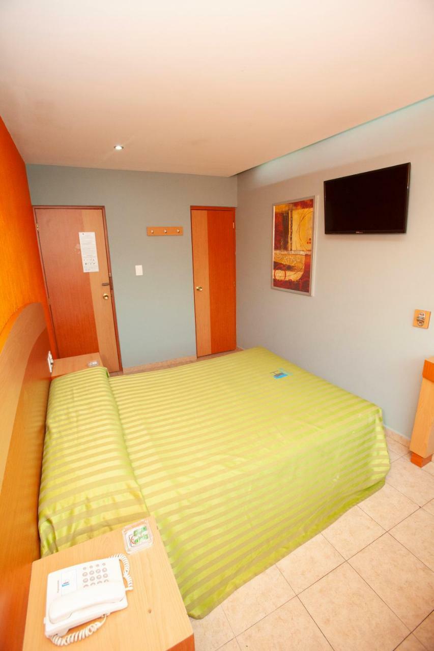 Hotel Lira - Solo Adultos