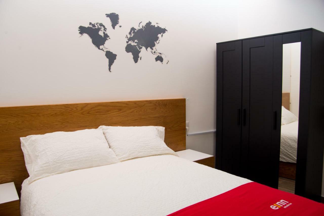 Apartahotel Estudio 2*