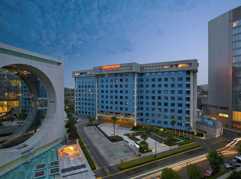 Sheraton Santa Fe Hotel 5*