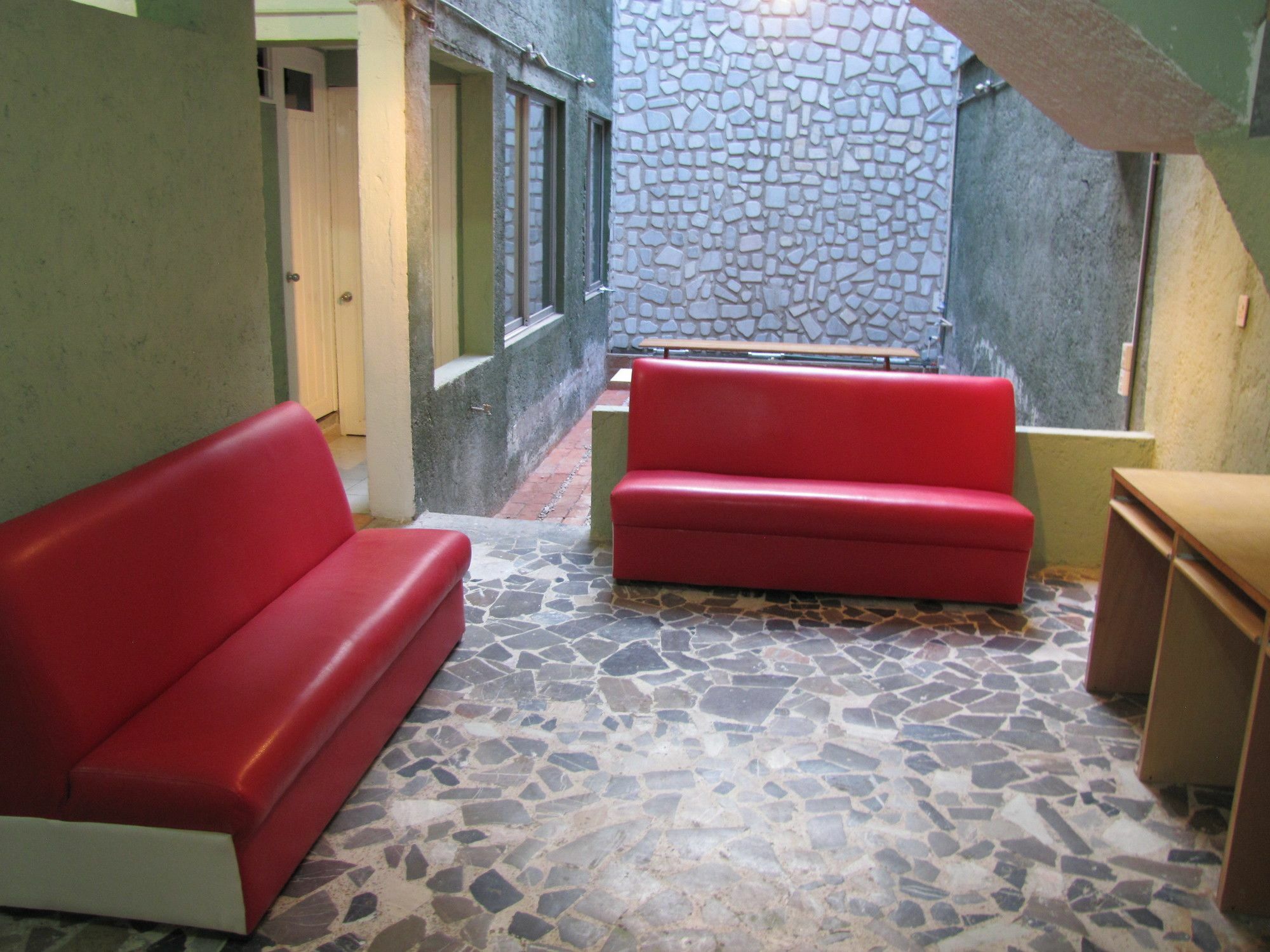 Guest - Adults Only Hotel