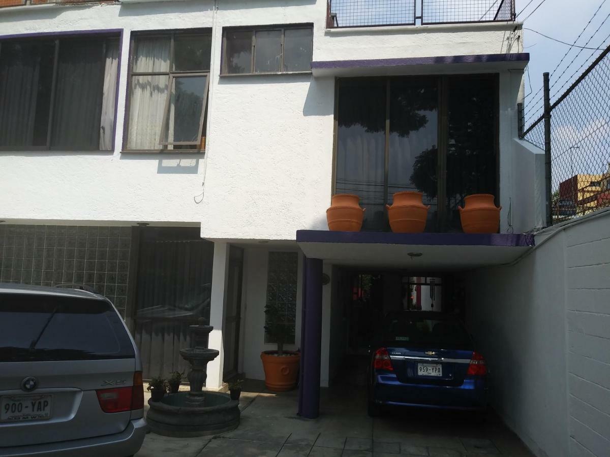 Colibri Bed & Breakfast Mexico City