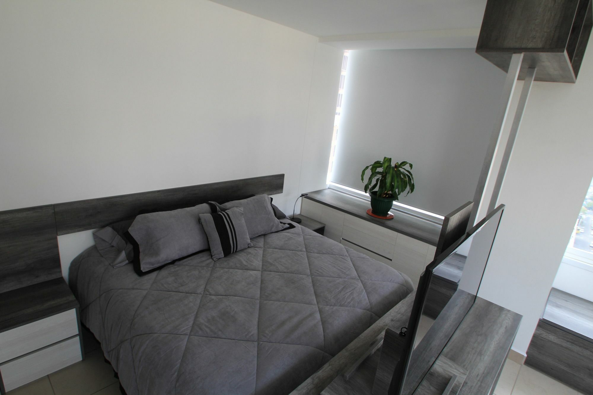 Boutique Downtown 1506 Apartment *