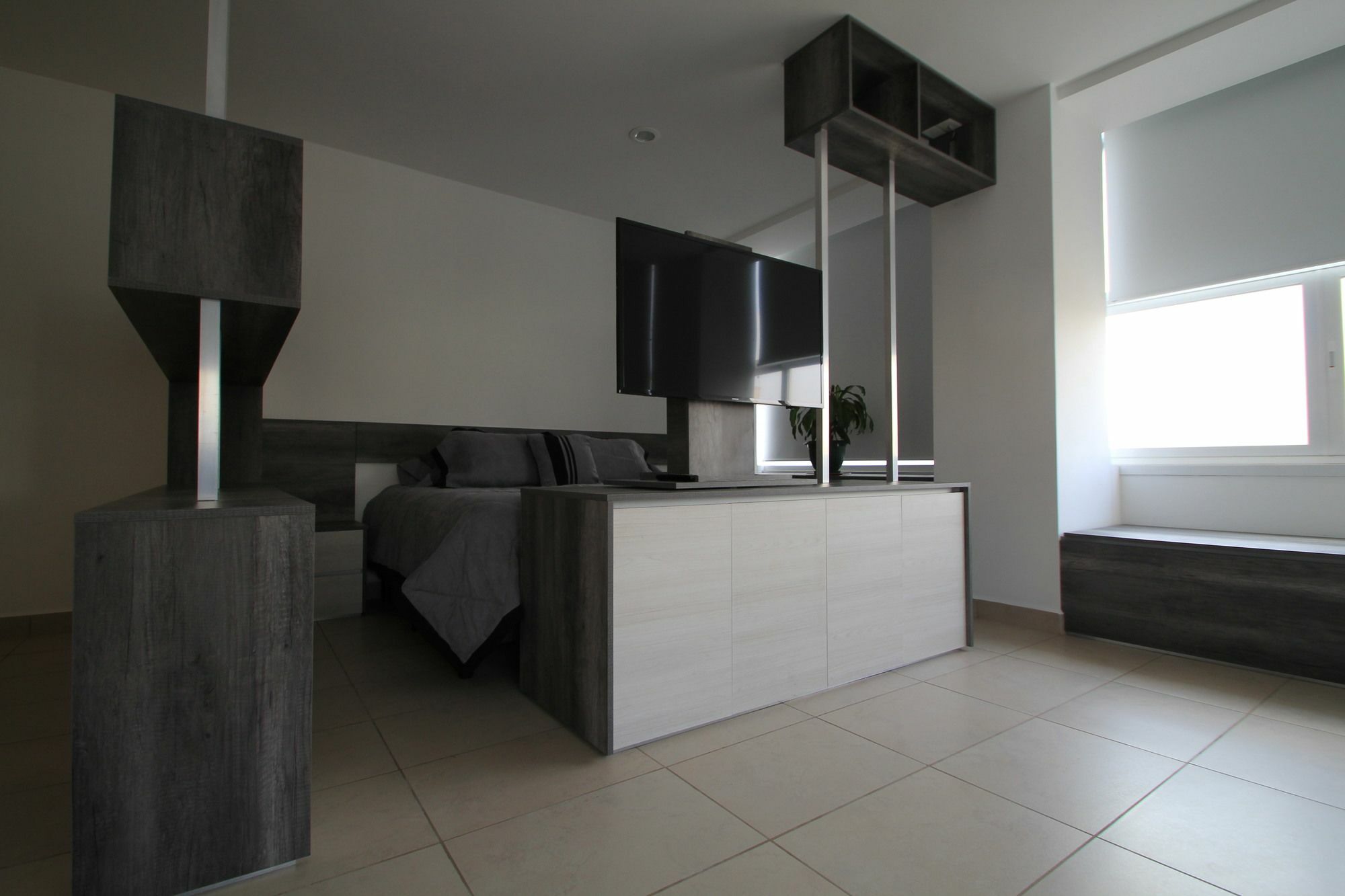 Boutique Downtown 1506
