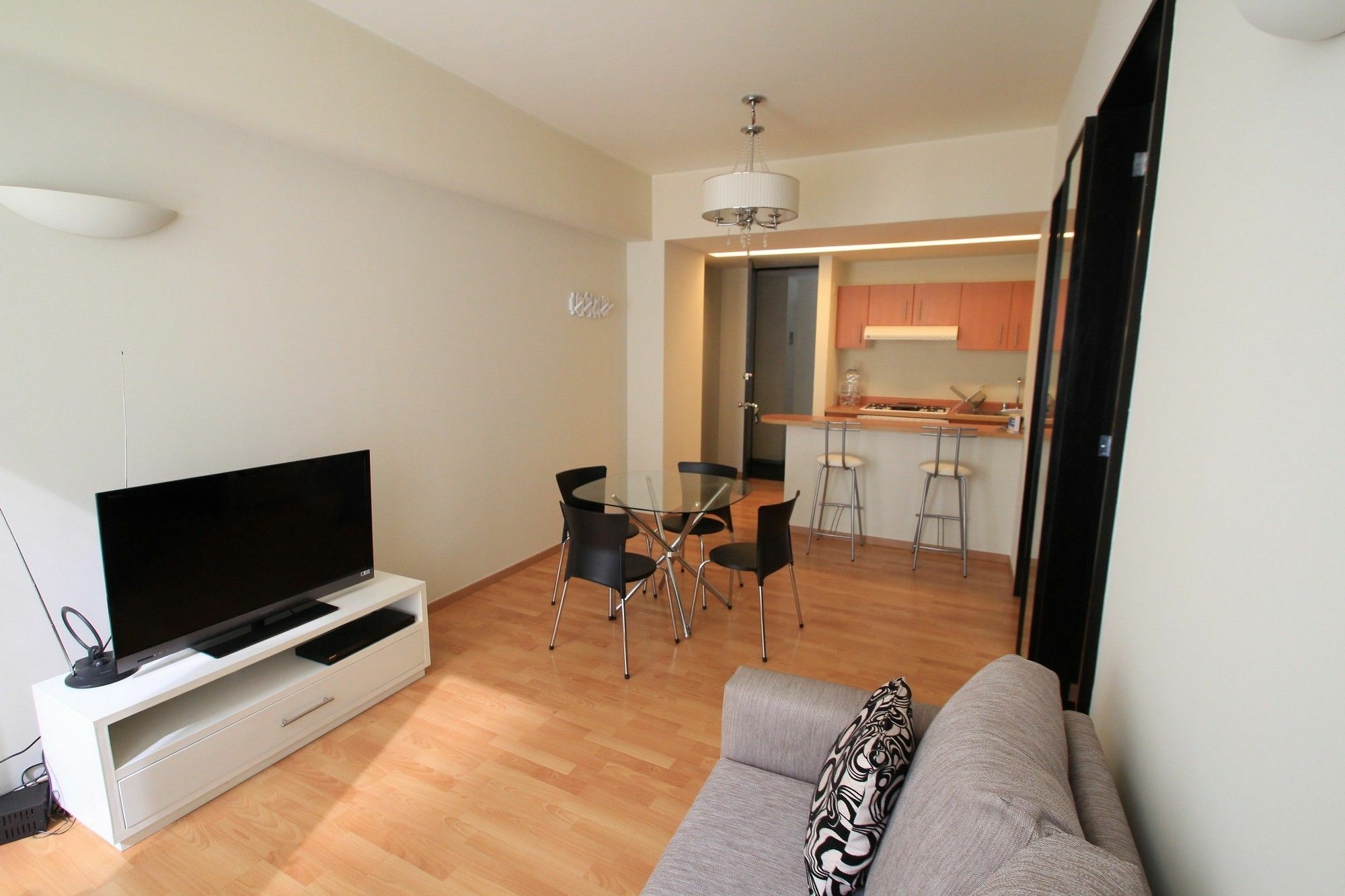 Apartamento Downtown 805 *
