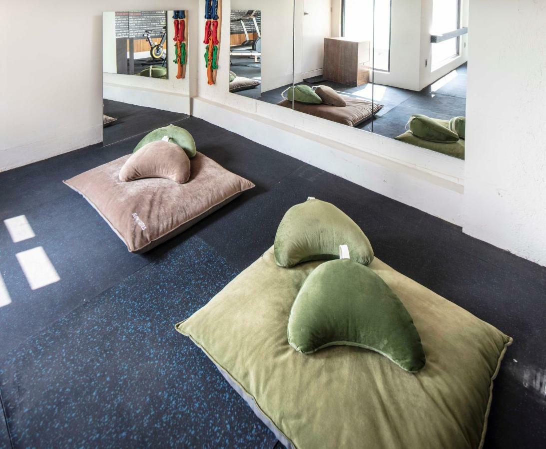 Flowsuites Wtc 4*