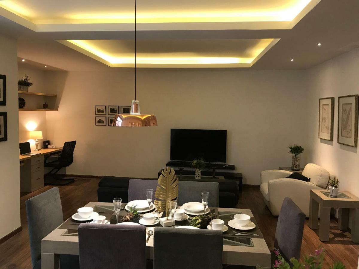 Casa Donceles Apt 4, Prime Location, Super Spacious!! *