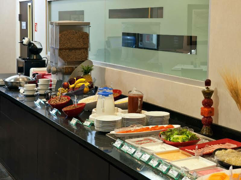 Hotel Express By Marriott Ciudad De Ebc Reforma