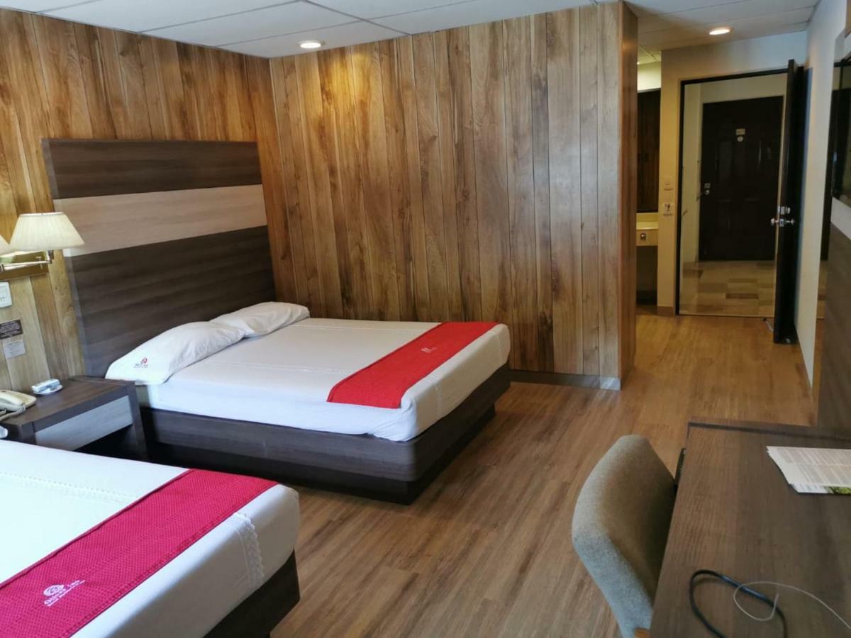 Oliver - Tlalnepantla Hotel 3*