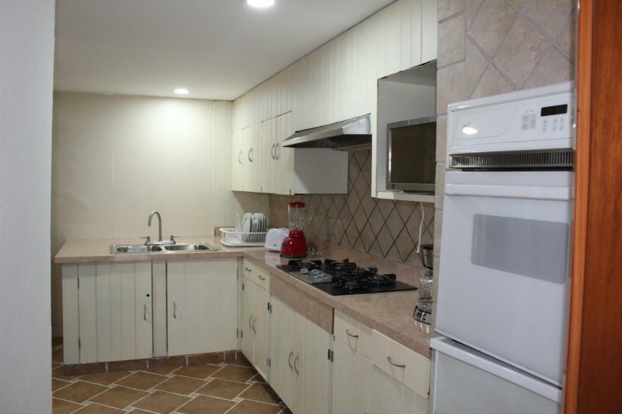 Echegaray Casa Con Enorme Jardin Сasa de vacaciones *