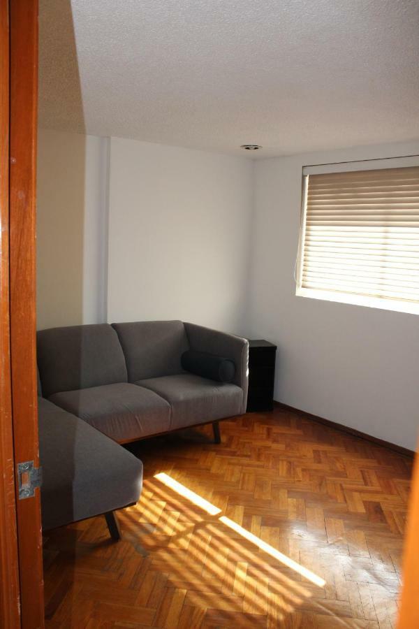 Echegaray Casa Con Enorme Jardin
