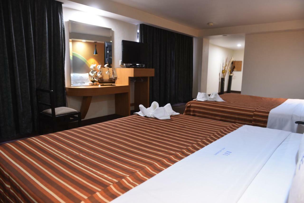 Hotel Atizapan 2*