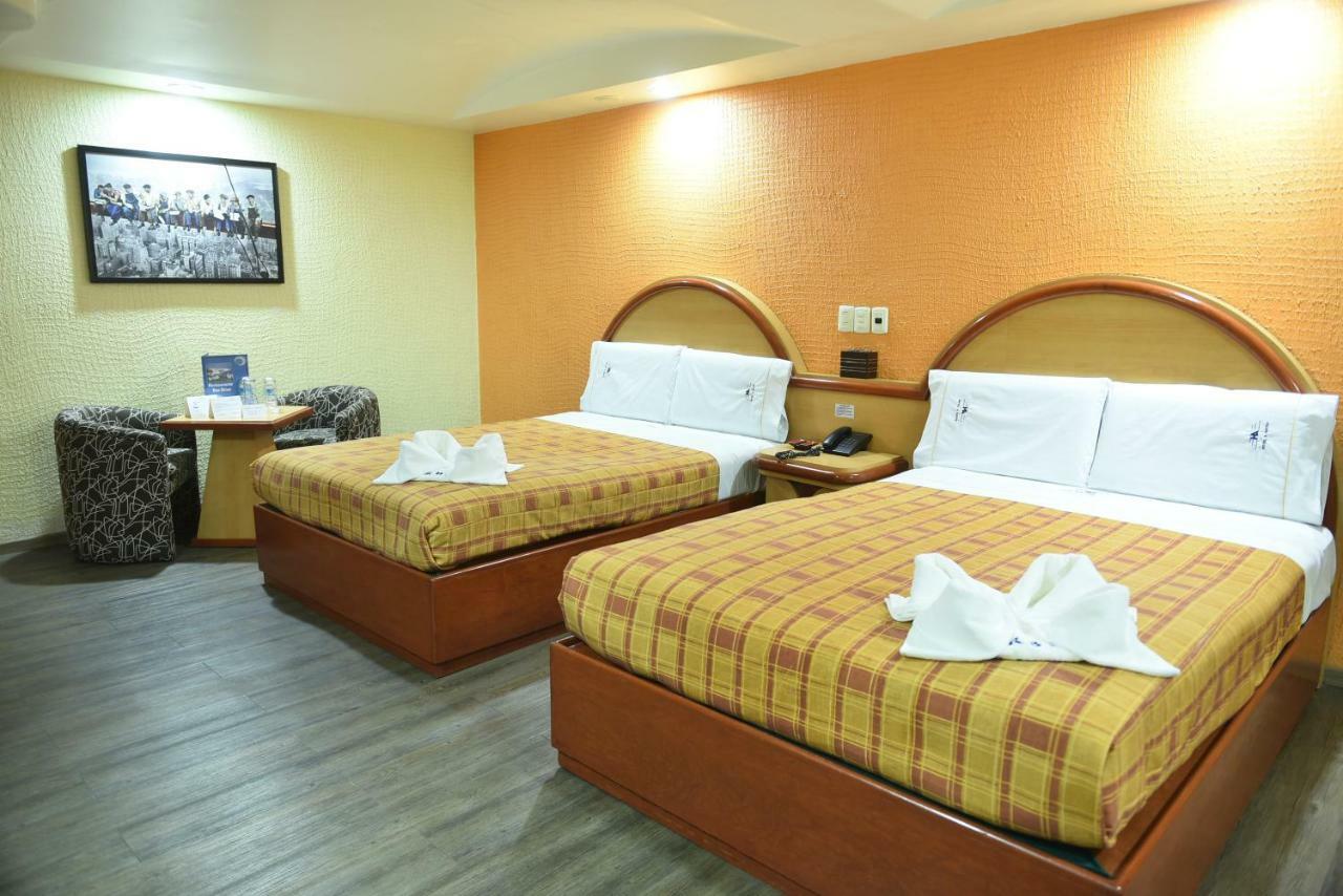Hotel Atizapan 2*