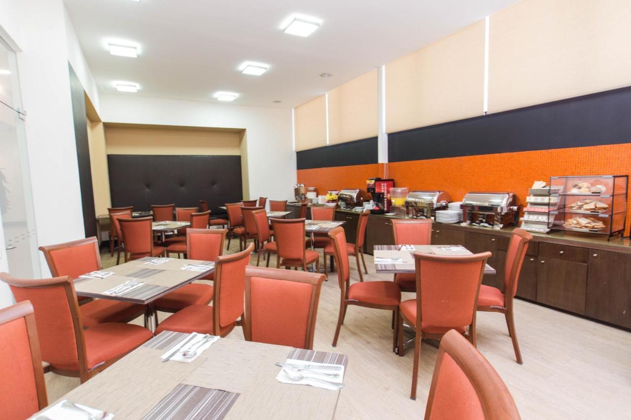 Hausuites Apartahotel 4*