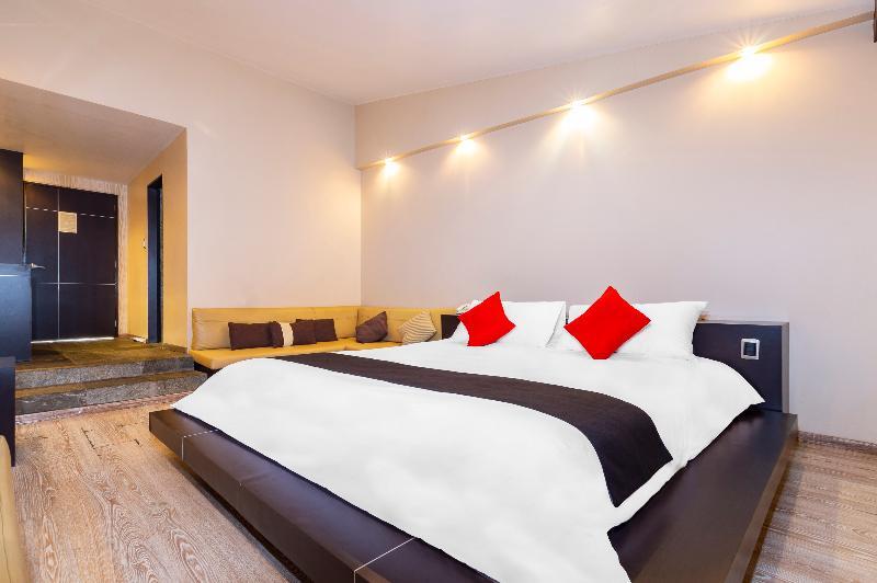 Hotel Vallejo 3*