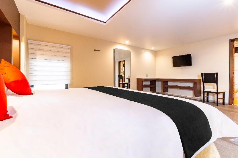 Vallejo Hotel 3*