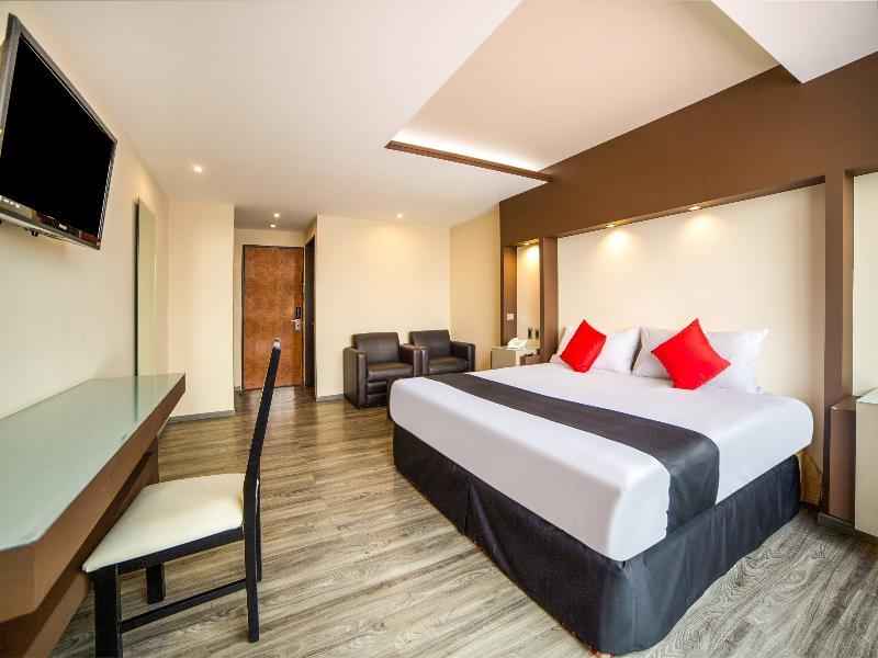 Vallejo Hotel 3*