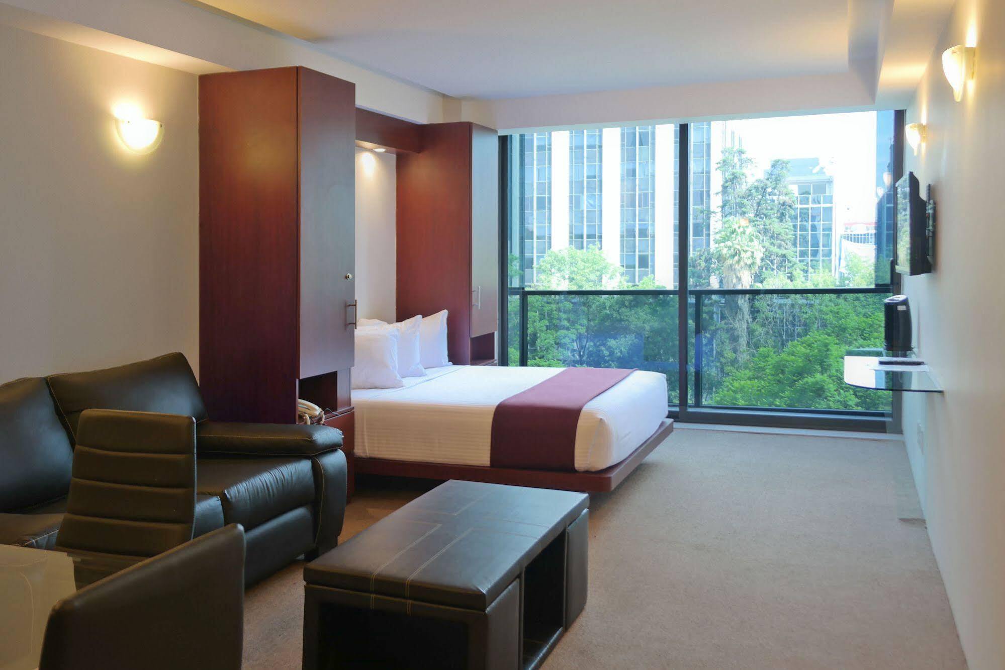 Apartahotel Capri Reforma ángel 380