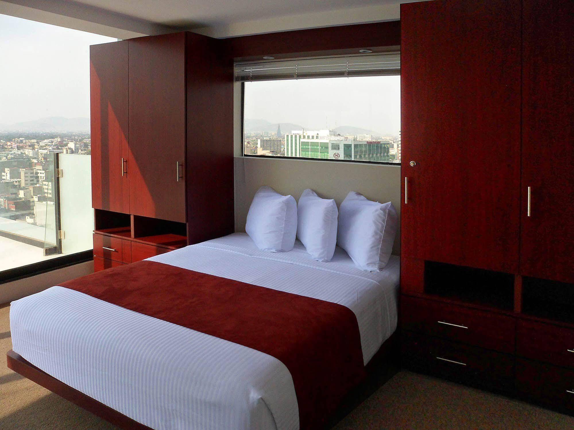 Apartahotel Capri Reforma ángel 380 México DF