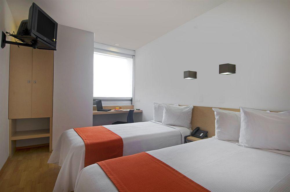 Hotel One Ciudad De Patriotismo Cidade do México