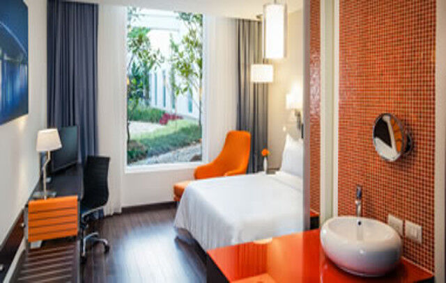 Fiesta Plaza Aeropuerto Hotel 4*