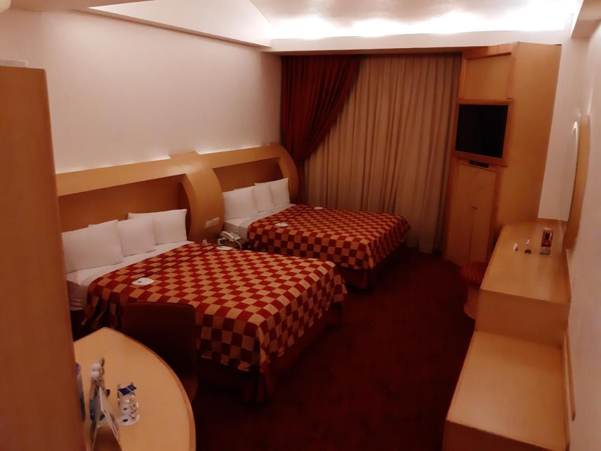 Hotel Auto Legaria 4*