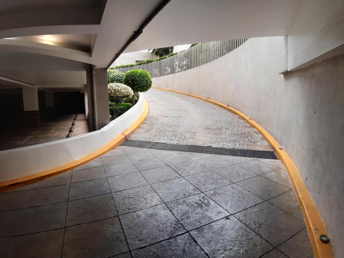 Auto Legaria Hotel 4*