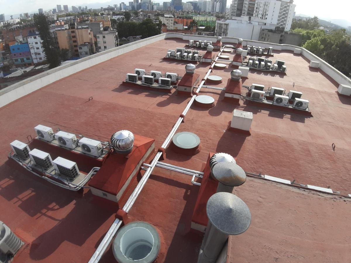 Auto Legaria Hotel 4*