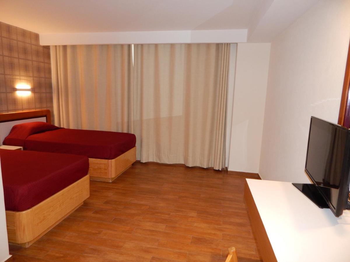 El Salvador Hotel México DF