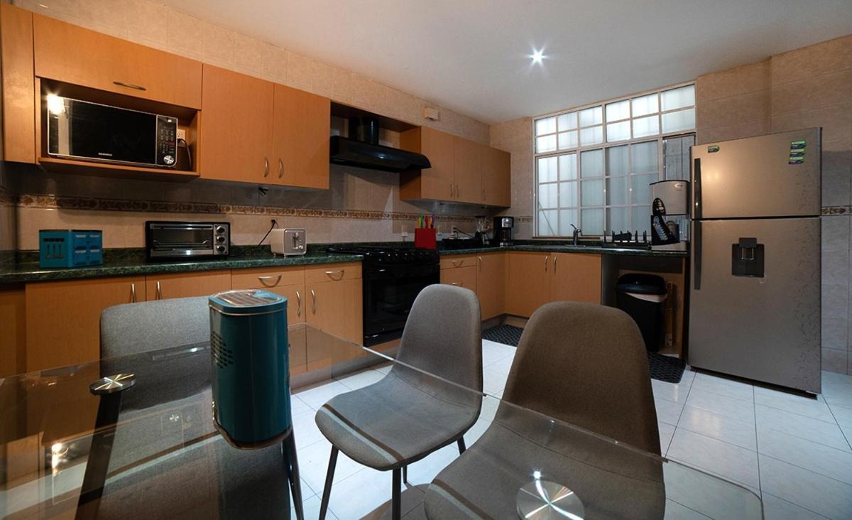 Caravansaro Goldsmith 212 Polanco * Cidade do México