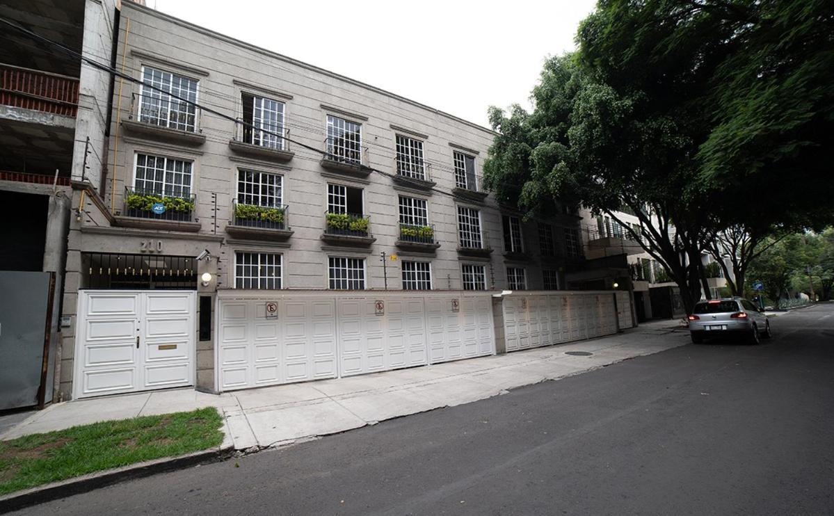 Pensión Caravansaro Goldsmith 212 Polanco *