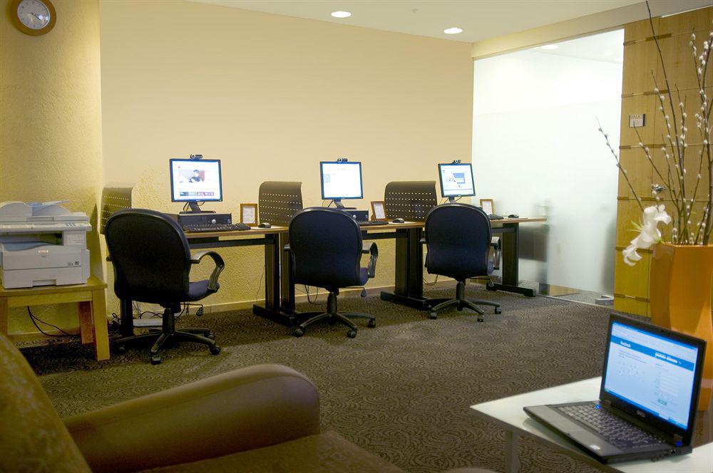 Hotel Fiesta Insurgentes Viaducto 4*