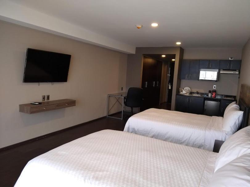 Elite 47 & Suites